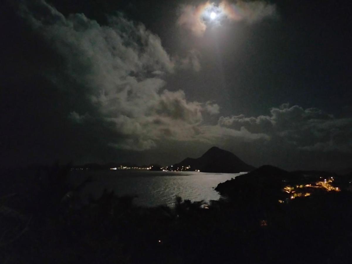 Les Hauts De La Baie Terre-de-Bas Buitenkant foto